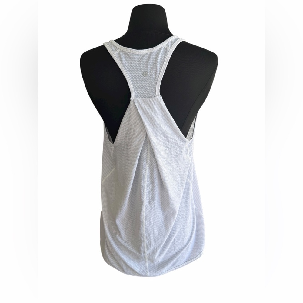 Lululemon Essential Tank Top Womens Size 6 - Picture 6 of 7